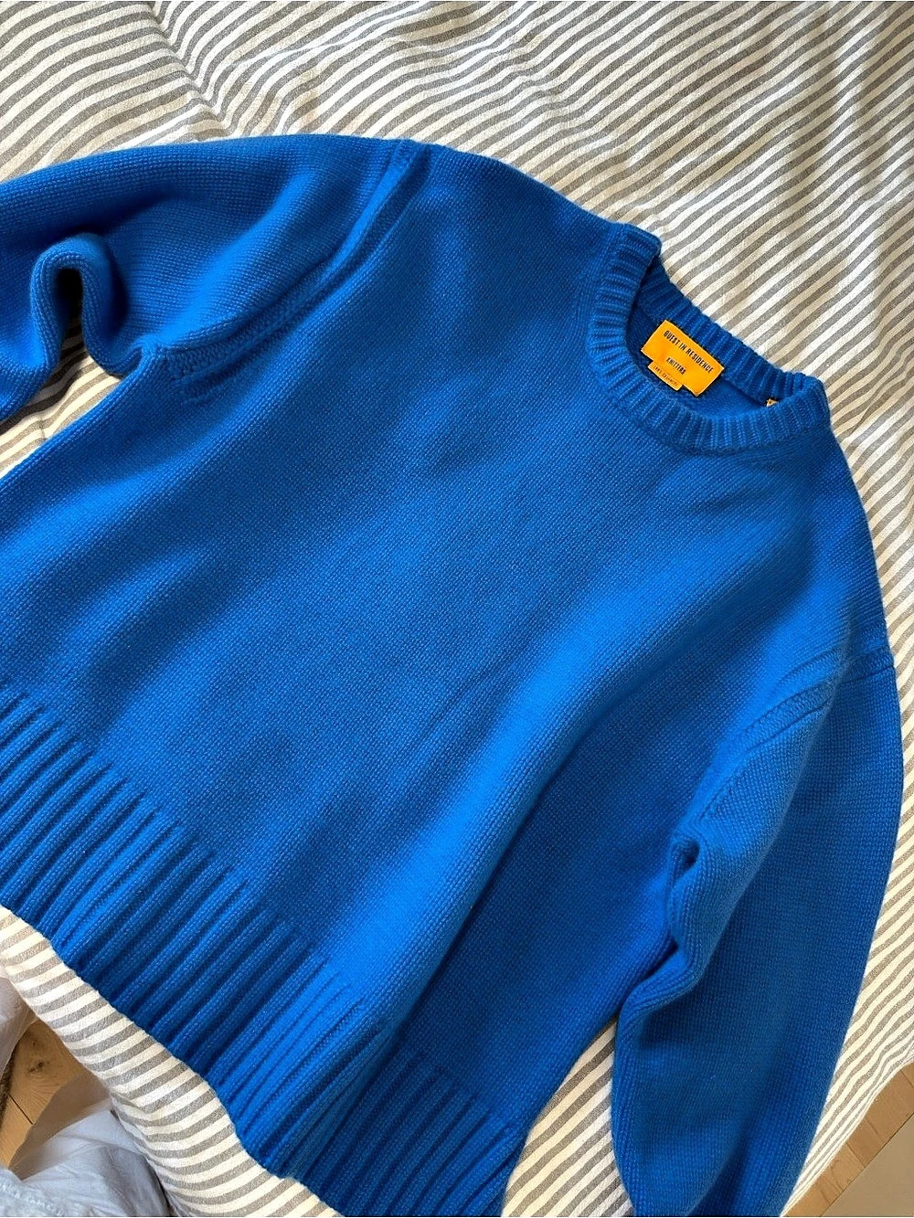 Guest in Residence Cozy Crew 100% Cashmere